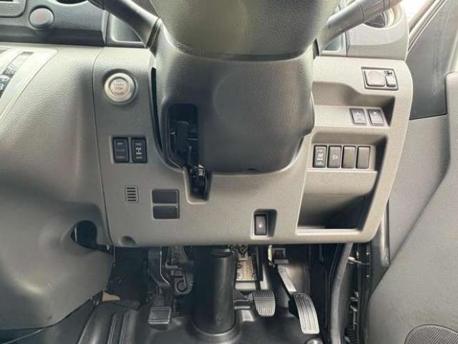 キャラバンNV350 2.5 プレミアムGX ロングボディ ディーゼルターボ 4WD　リアヒーター　全周囲カメラ　メモリナビ 2500