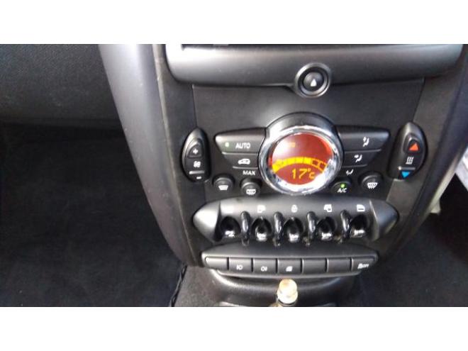 ミニMINI クーパーS クロスオーバー　オール4 4WD 1600 5Dr