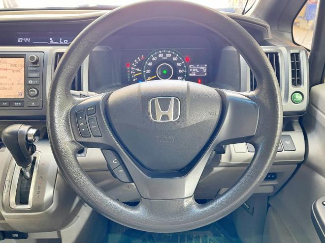 ステップワゴン2.0L 4WD 5年保証 両側パワスラ ナビTV ETC 夏冬タイヤ 寒冷地仕様 禁煙 車検整備2年付