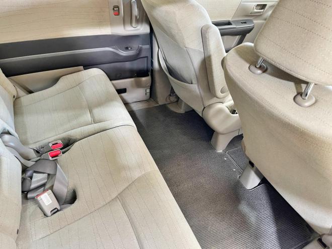 ステップワゴン2.0L 4WD 5年保証 両側パワスラ ナビTV ETC 夏冬タイヤ 寒冷地仕様 禁煙 車検整備2年付