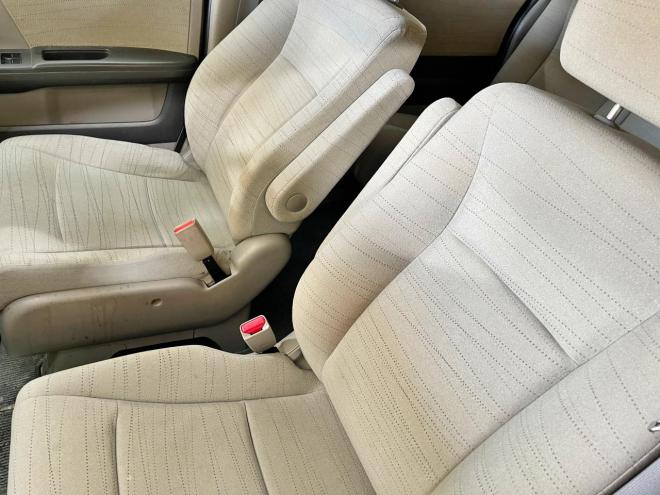 ステップワゴン2.0L 4WD 5年保証 両側パワスラ ナビTV ETC 夏冬タイヤ 寒冷地仕様 禁煙 車検整備2年付