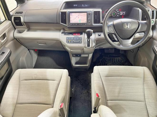 ステップワゴン2.0L 4WD 5年保証 両側パワスラ ナビTV ETC 夏冬タイヤ 寒冷地仕様 禁煙 車検整備2年付
