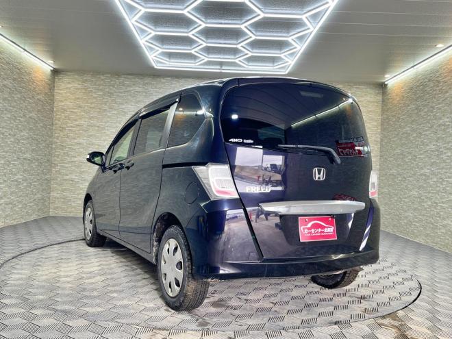フリード1.5Gジャストセレクション 4WD 5年保証 スマキー パワスラ ナビTV Bカメ 寒冷地仕様 禁煙 車検整備2年付