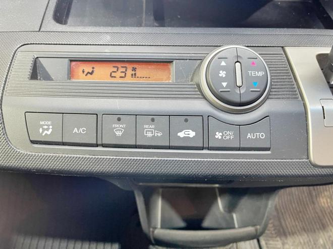 フリード1.5Gジャストセレクション 4WD 5年保証 スマキー パワスラ ナビTV Bカメ 寒冷地仕様 禁煙 車検整備2年付