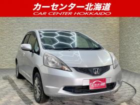 フィット　1.3G 4WD 5年保証 夏冬タイヤ 寒冷地仕様 禁煙 車検整備2年付 修復歴無