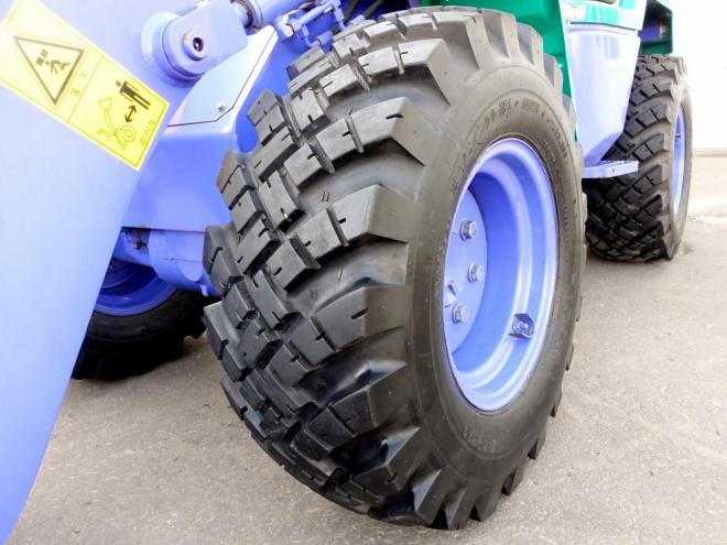 ホイールローダコマツ WA30-5E  バケット容量0.4m3