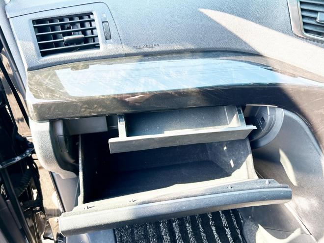 アルファードハイブリッドハイブリッド2.4SR Cパッケージ 4WD　ローンが不安な方＜優遇ローン＞　本州仕入　サンルーフ　ナビ　PWバックドア