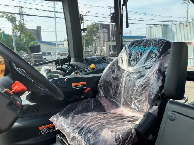 トラクタークボタ　中古　MR1000