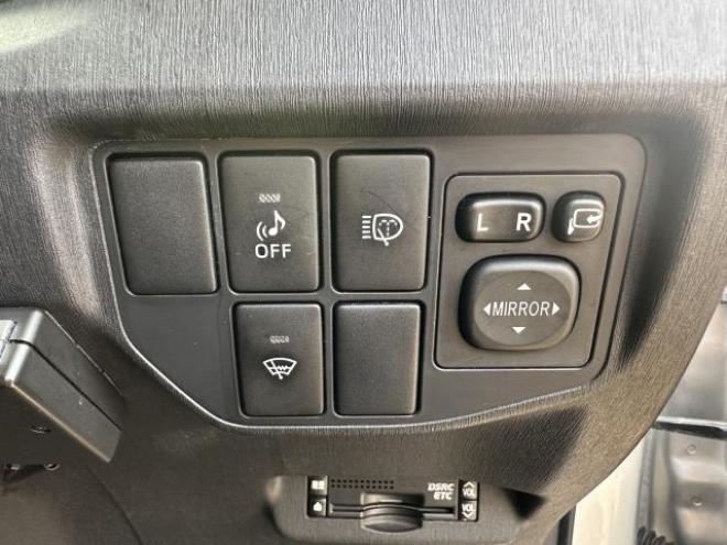 プリウス1.8S ツーリングセレクション 5名 1800 5Dr