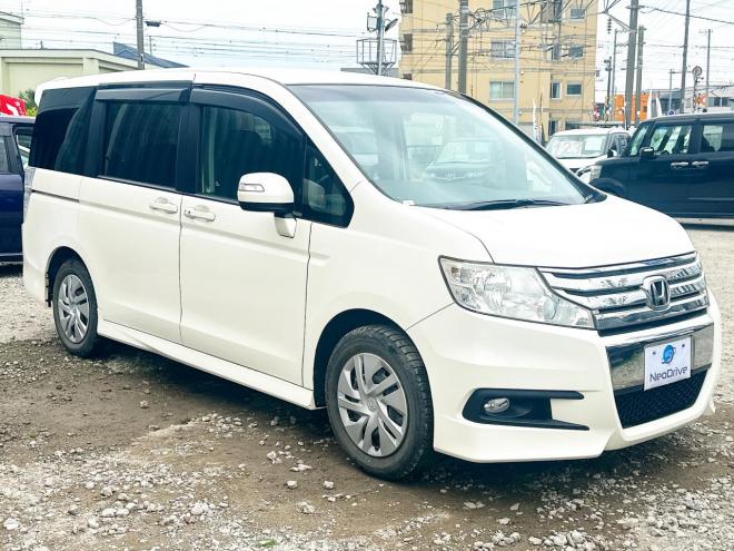 ステップワゴン2.0スパーダZ 4WD　ローンが不安な方＜優遇ローン＞1年保証　本州仕入　両側Pスラ　純正ナビ 