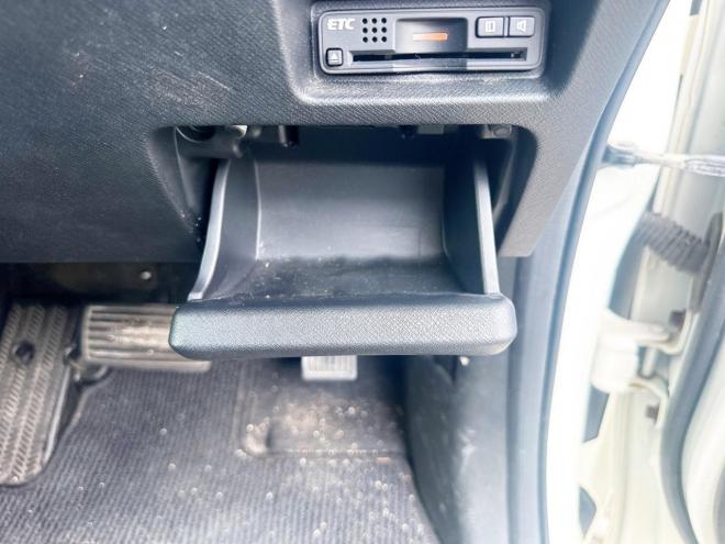 ステップワゴン2.0スパーダZ 4WD　ローンが不安な方＜優遇ローン＞1年保証　本州仕入　両側Pスラ　純正ナビ 