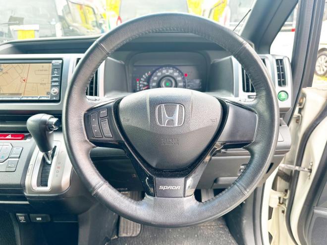 ステップワゴン2.0スパーダZ 4WD　ローンが不安な方＜優遇ローン＞1年保証　本州仕入　両側Pスラ　純正ナビ 