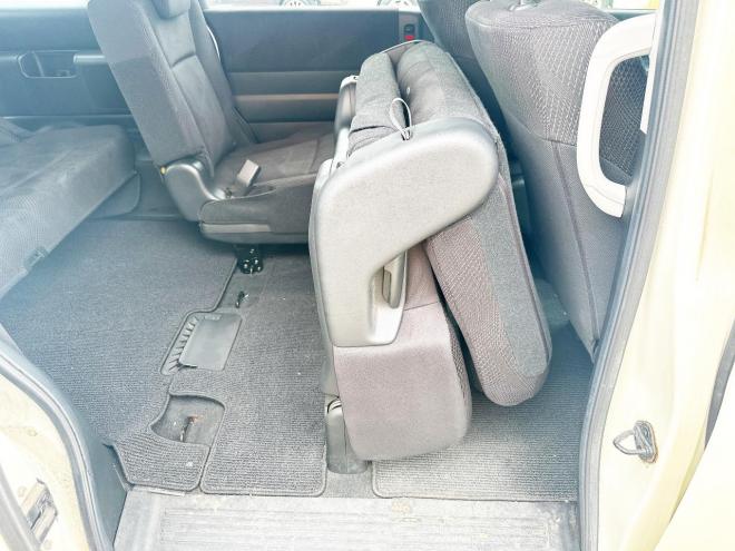 ステップワゴン2.0スパーダZ 4WD　ローンが不安な方＜優遇ローン＞1年保証　本州仕入　両側Pスラ　純正ナビ 