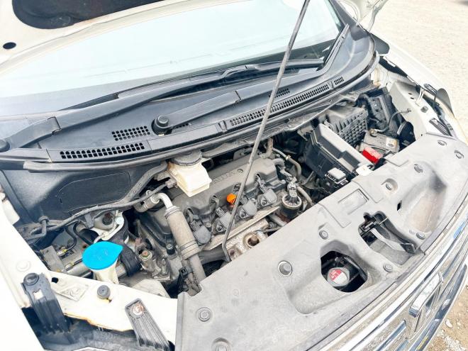 ステップワゴン2.0スパーダZ 4WD　ローンが不安な方＜優遇ローン＞1年保証　本州仕入　両側Pスラ　純正ナビ 