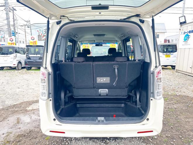 ステップワゴン2.0スパーダZ 4WD　ローンが不安な方＜優遇ローン＞1年保証　本州仕入　両側Pスラ　純正ナビ 