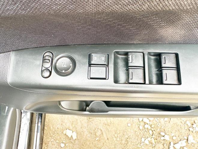 N-BOX660カスタムGターボパッケージ 4WD　ローンが不安な方＜優遇ローン＞1年保証　本州仕入　両側Pスラ　純正ナビ
