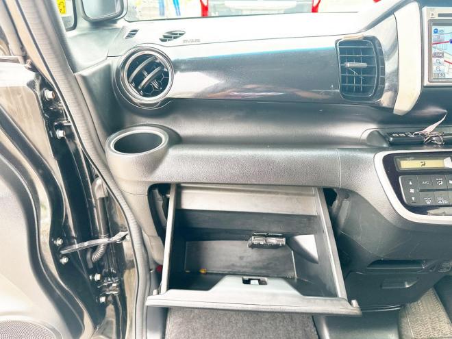 N-BOX660カスタムGターボパッケージ 4WD　ローンが不安な方＜優遇ローン＞1年保証　本州仕入　両側Pスラ　純正ナビ