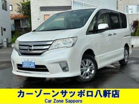 セレナ　2.0 ハイウェイスター Vセレクション 4WD　ALPINEフリップダウンモニター　ETC 2000