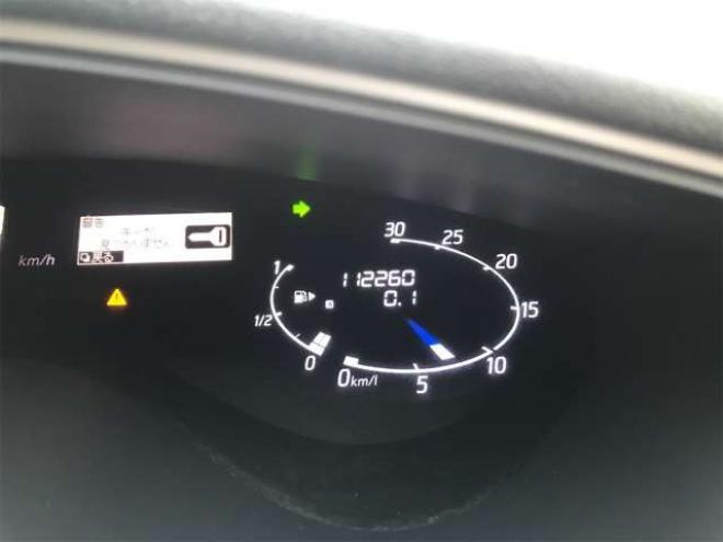 セレナ2.0 ハイウェイスター 4WD　HID 両面PドアクルコンナビTVエコアイドル 2000