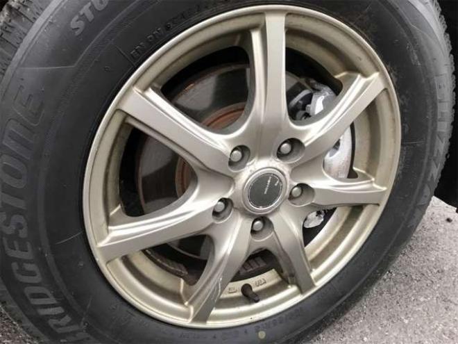 セレナ2.0 ハイウェイスター 4WD　HID 両面PドアクルコンナビTVエコアイドル 2000