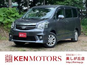 ノア　2.0 Si 4WD　地デジナビ/Bカメラ/エンスタ/社外アルミ 2000