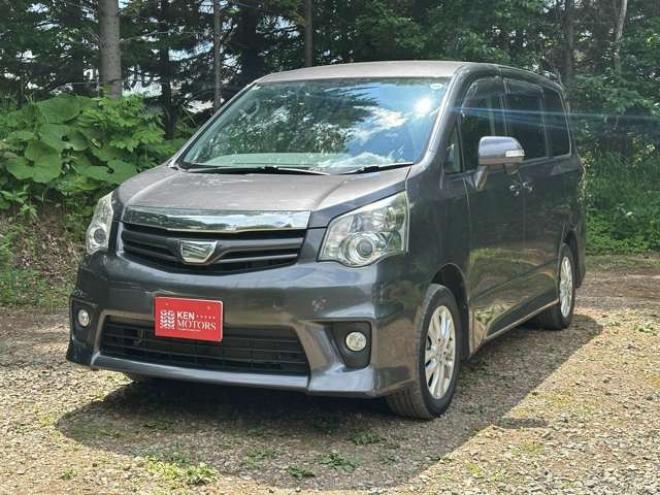 ノア2.0 Si 4WD　地デジナビ/Bカメラ/エンスタ/社外アルミ 2000