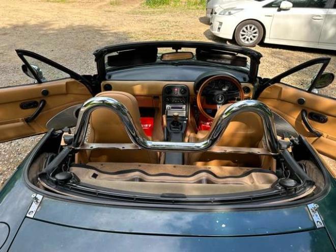 ロードスター1.8 Vスペシャル　ETC/CD/オープンカー/レザーシート 2WD 1800