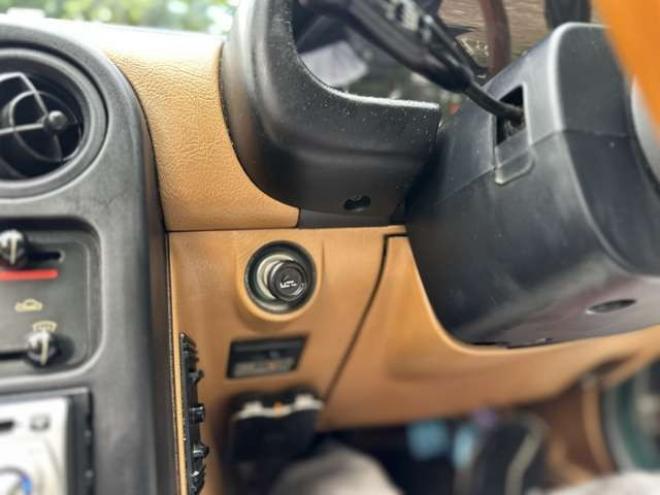 ロードスター1.8 Vスペシャル　ETC/CD/オープンカー/レザーシート 2WD 1800