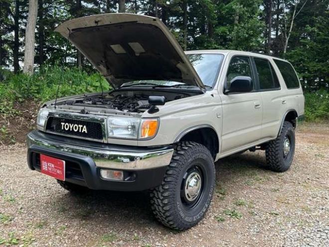 ハイラックスサーフ2.7 SSR-G 4WD　サンルーフ/リフトUP/全塗装済/社外ナビ 2700