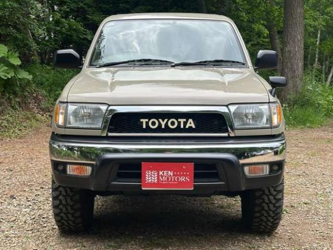 ハイラックスサーフ2.7 SSR-G 4WD　サンルーフ/リフトUP/全塗装済/社外ナビ 2700