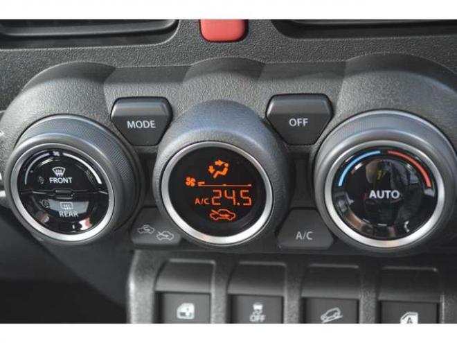 ジムニーXC 4WD　ワンオーナーセーフティサポートSDナビLED 660