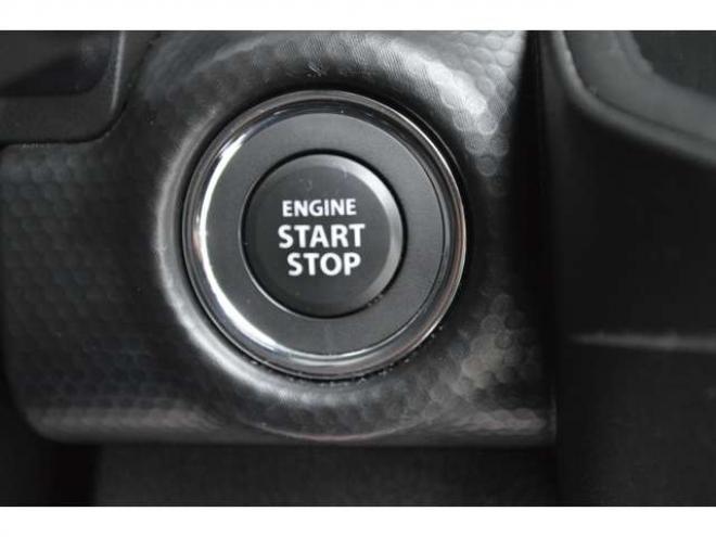 ハスラーJスタイル 4WD　1オーナーセーフティサポート7インチナビ 660