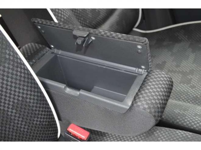 ハスラーG 4WD　1オーナーセーフティPディスチャージライト 660