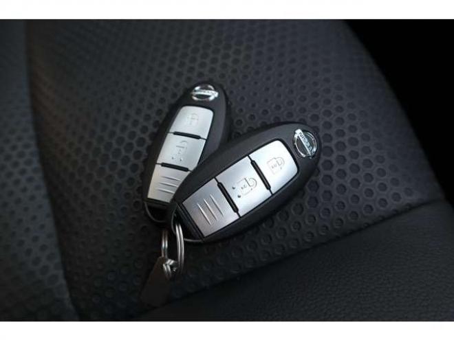 エクストレイル2.0 20S ハイブリッド 4WD　純正フルセグナビ　全方位モニター　ETC 2000