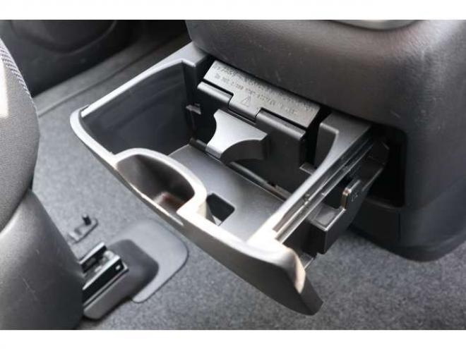 セレナ2.0 X 4WD　CDプレイヤー　クルコン　オートライト 2000