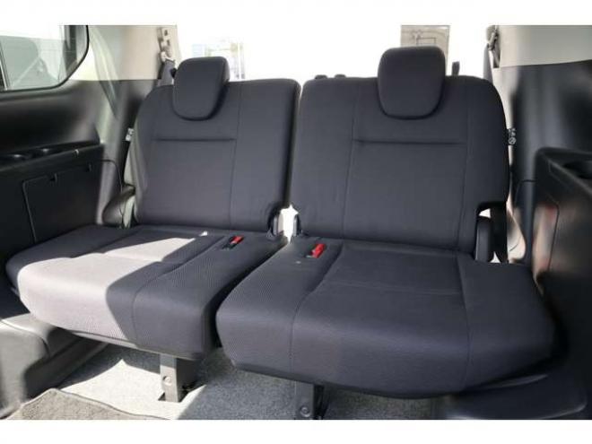 セレナ2.0 X 4WD　CDプレイヤー　クルコン　オートライト 2000
