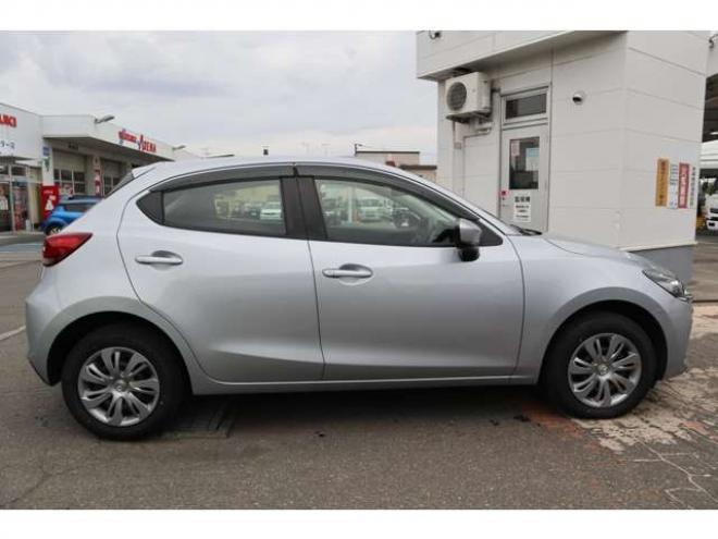 MAZDA21.5 15S 4WD　純正ナビ　バックカメラ　ETC　LED 1500