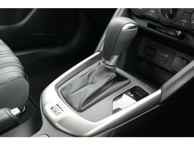 MAZDA21.5 15S 4WD　純正ナビ　バックカメラ　ETC　LED 1500