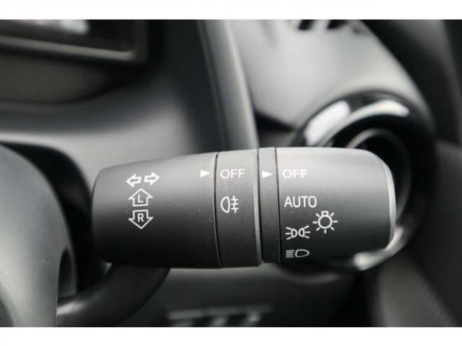 MAZDA21.5 15S 4WD　純正ナビ　バックカメラ　ETC　LED 1500