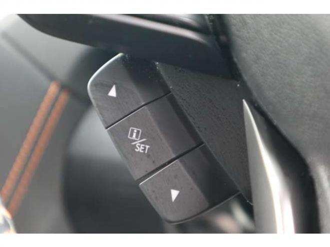 XV2.0 アドバンス 4WD　純正ナビ　バックカメラ　電動パーキング 2000
