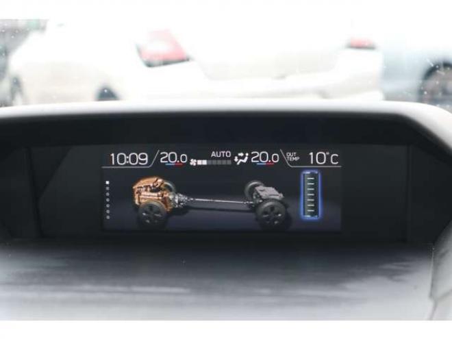 XV2.0 アドバンス 4WD　純正ナビ　バックカメラ　電動パーキング 2000