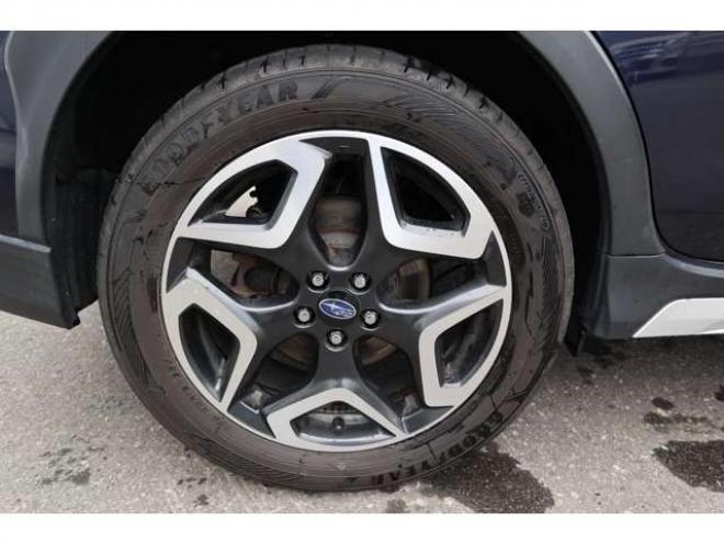 XV2.0 アドバンス 4WD　純正ナビ　バックカメラ　電動パーキング 2000