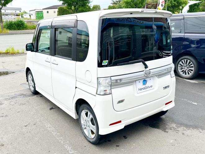 タントカスタムX 4WD　ローンが不安な方＜優遇ローン＞　本州仕入　寒冷地　純正ナビ　片側PWスラ
