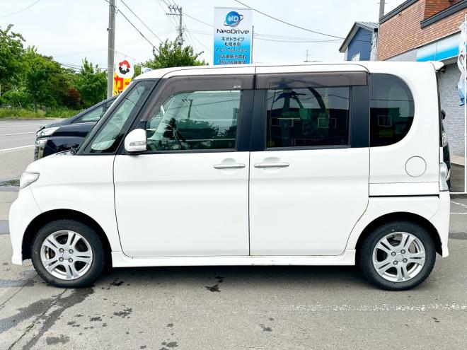タントカスタムX 4WD　ローンが不安な方＜優遇ローン＞　本州仕入　寒冷地　純正ナビ　片側PWスラ
