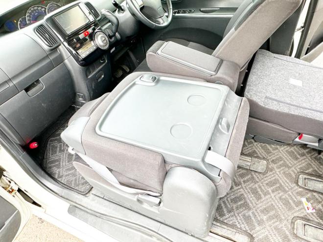 タントカスタムX 4WD　ローンが不安な方＜優遇ローン＞　本州仕入　寒冷地　純正ナビ　片側PWスラ