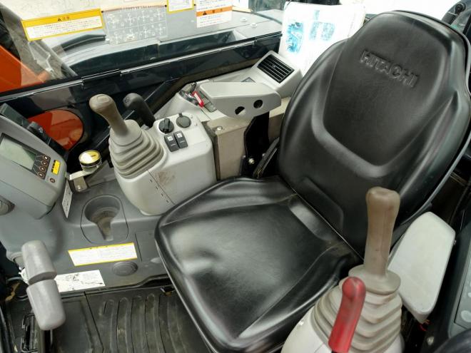 バックホー日立　ZX55UR-5B　バケット容量0.20m3