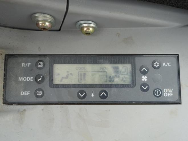 バックホー日立　ZX55UR-5B　バケット容量0.20m3