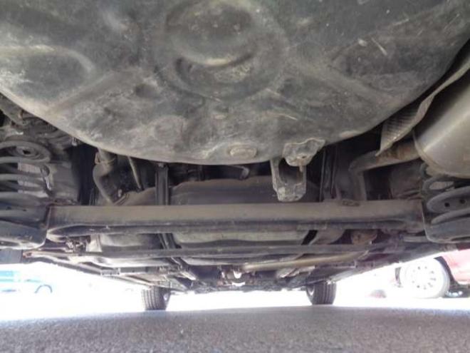 プリウス1.8 S　ワンオーナー　スマートキー　夏冬タイヤ 2WD 1800