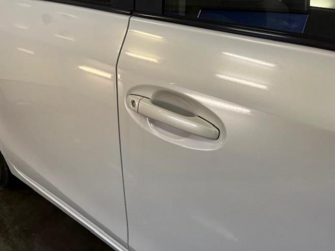 プリウスα１．８Ｓ　本州仕入　ワンオーナー　禁煙車　ＷＡＫＯＳバリアスコーティング済　１６インチホイール＆新品夏タイヤ　純正１６ＡＷ＋スタッドレスタイヤ付　純正ナビ（ワンセグ地デジ　Ｂｌｕｅｔｏｏｔｈオーディオ）＋バックカメラ　前後ドライブレコーダー　純正ＬＥＤヘッドライト　ＰＵＳＨスタート　スマートキー　ヘッドライトウォッシャー　タイミングチェーン車　ＥＴＣ 1800 5Dr