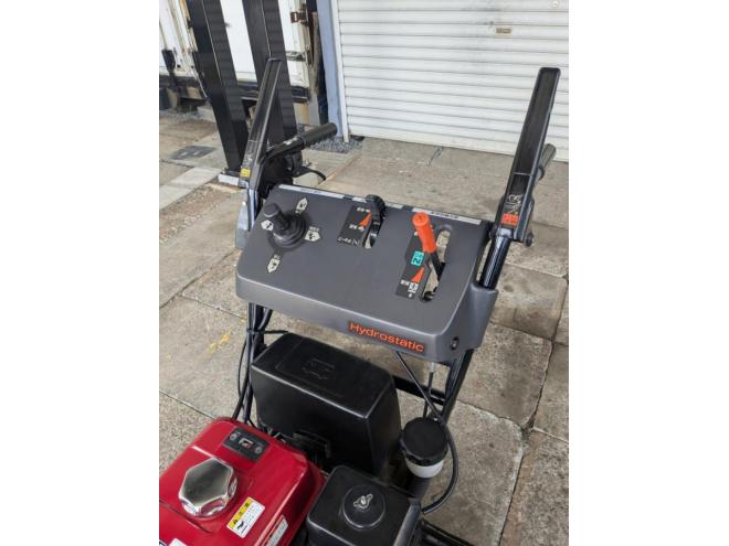 除雪機ホンダ　HS760　7馬力　HST　ガスアシスト　良品